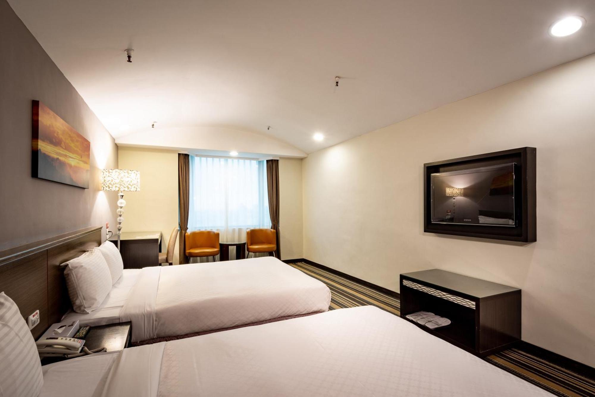 Yoyo Hotel Città di Chiayi Esterno foto