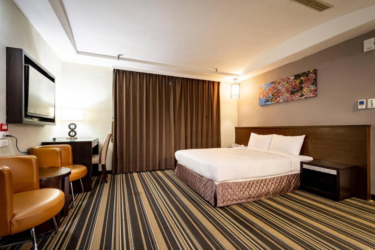 Yoyo Hotel Città di Chiayi Esterno foto