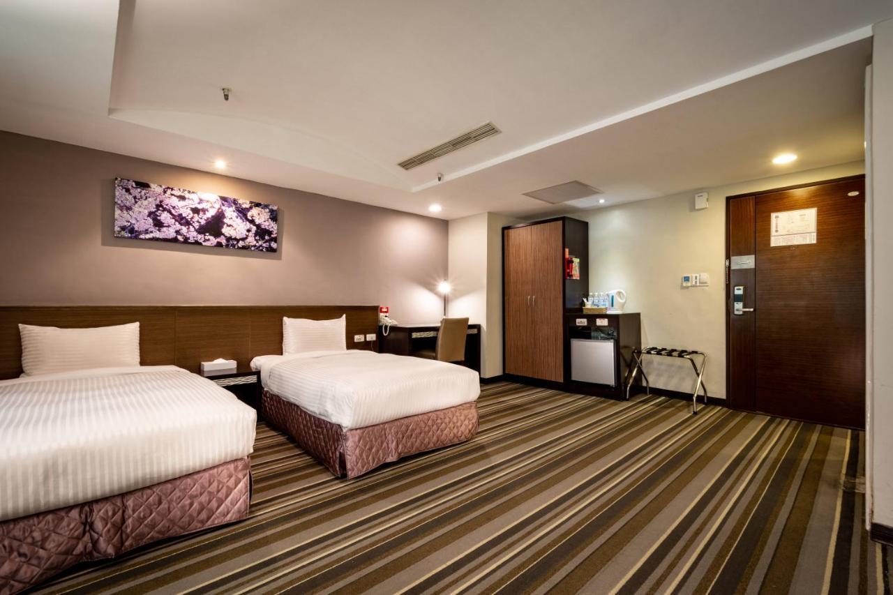 Yoyo Hotel Città di Chiayi Esterno foto